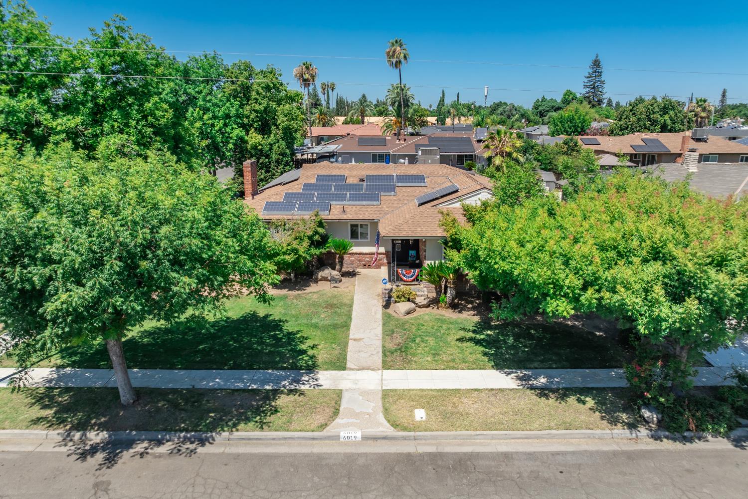 6019 N 9th St, Fresno, CA 93710