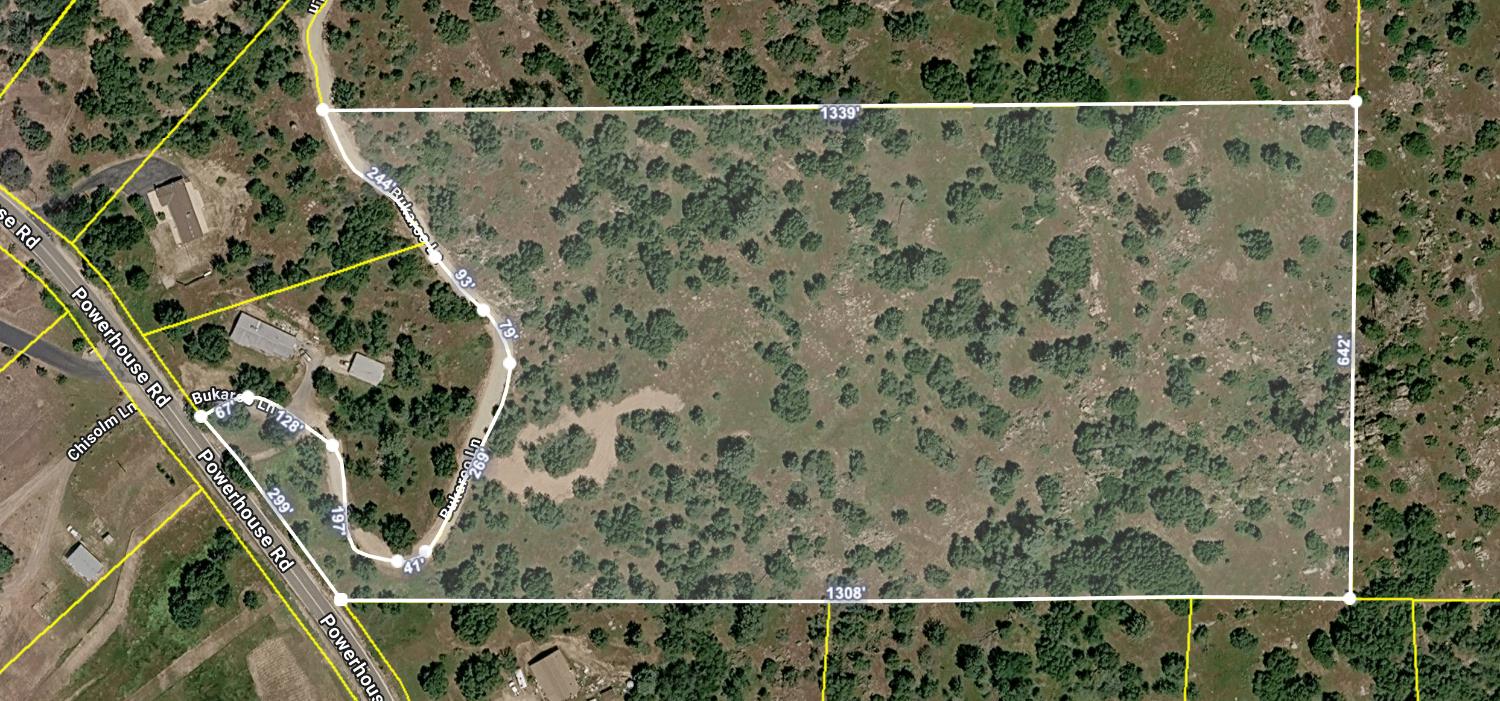 25 Buckaroo Ln, Auberry, CA 93602