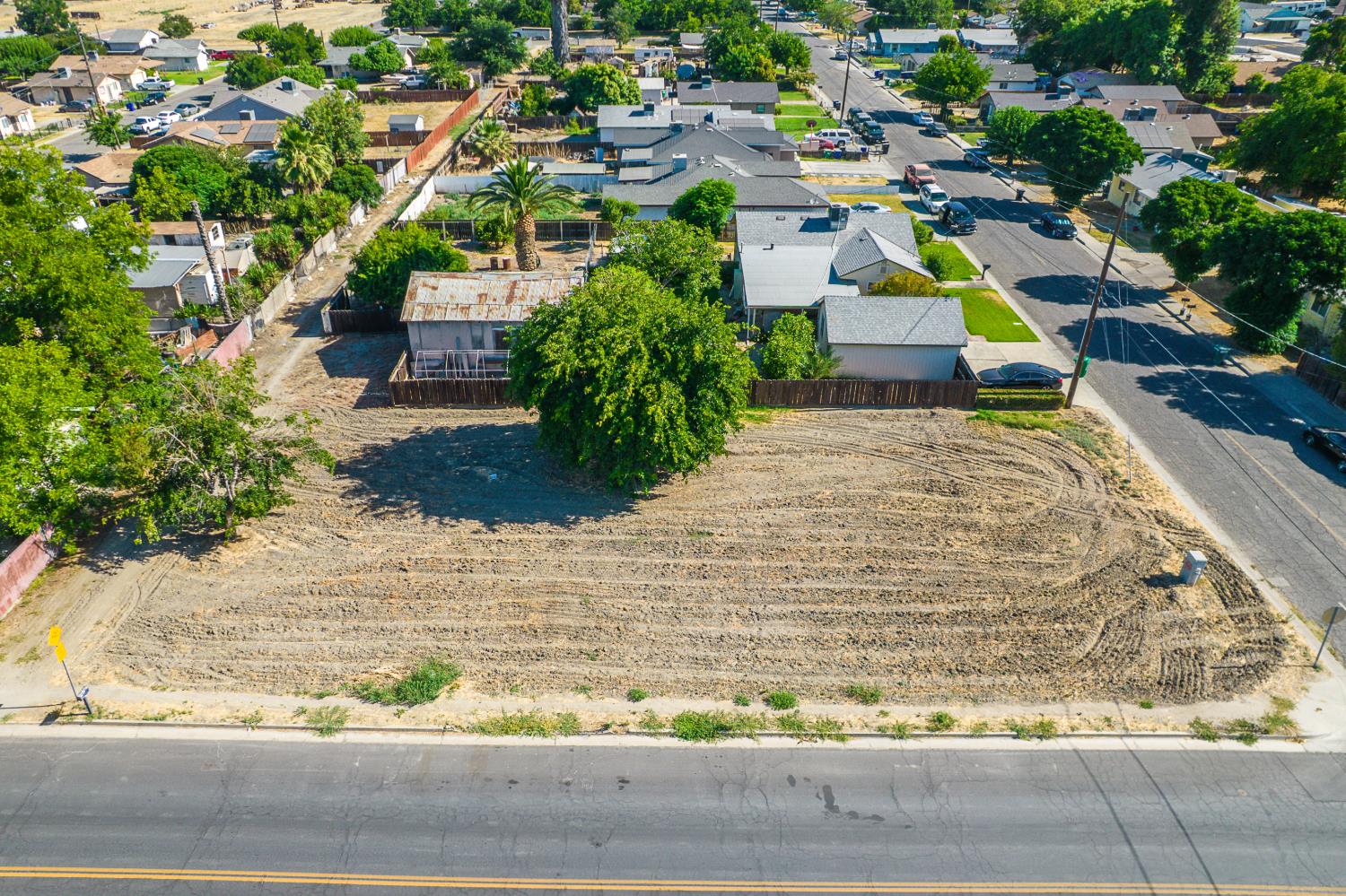 1708 Oregon Ave, Corcoran, CA 93212