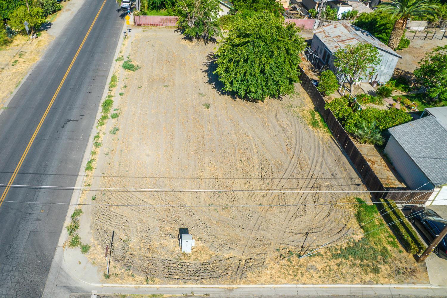 1708 Oregon Ave, Corcoran, CA 93212