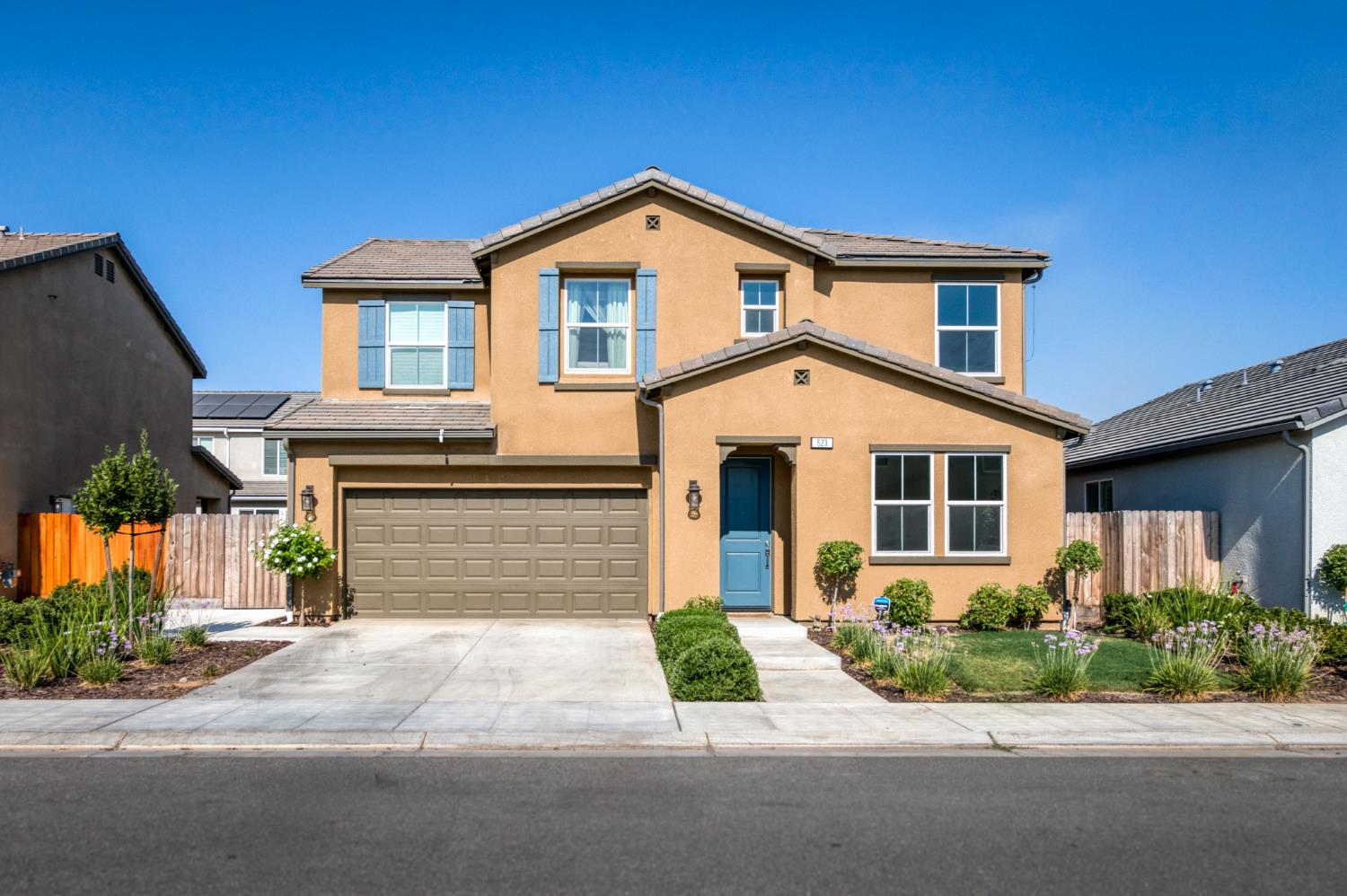 523 S talus way S, Madera, CA 93636