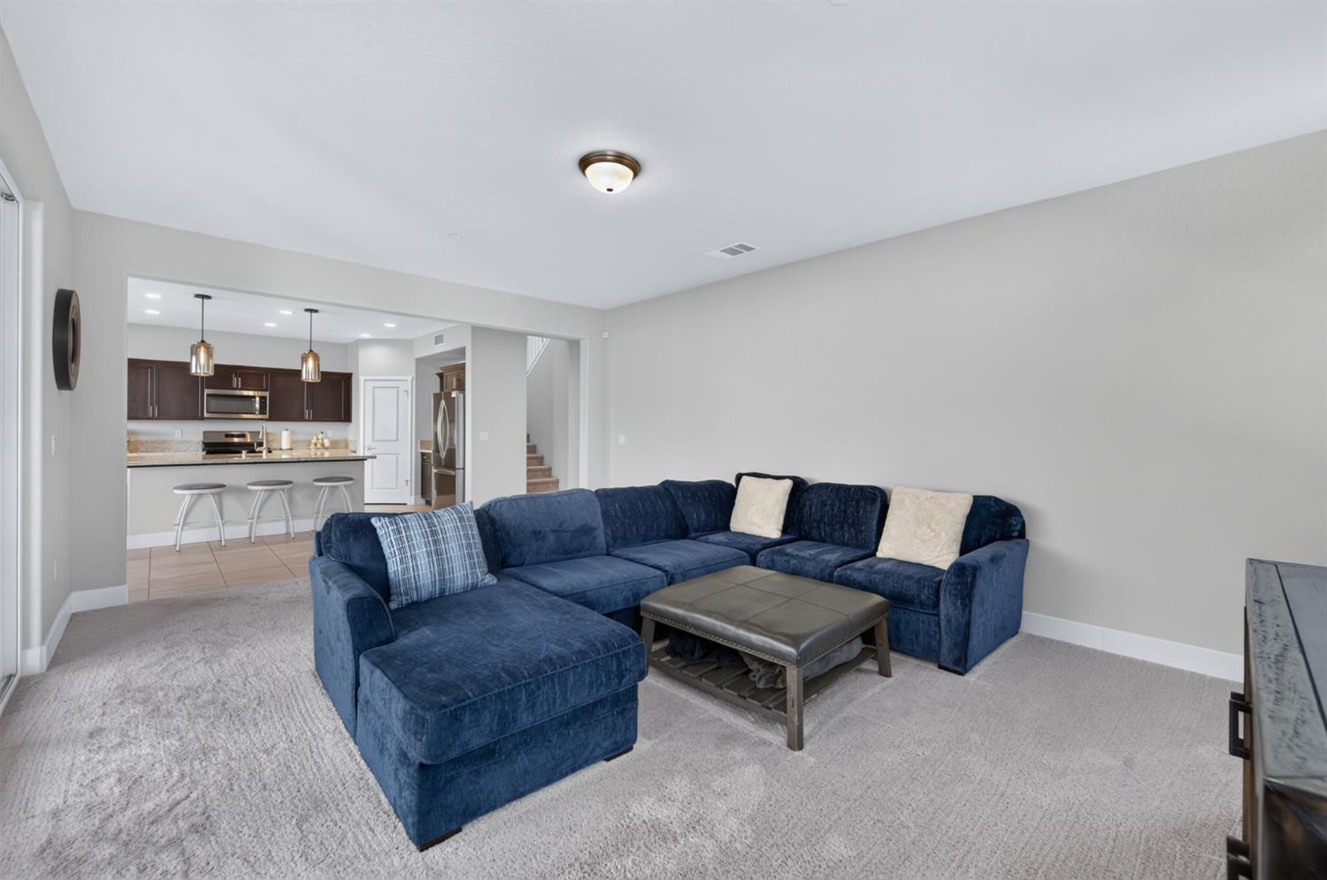523 S talus way S, Madera, CA 93636