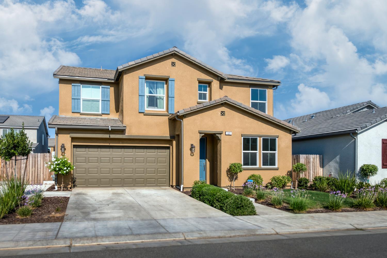 523 S talus way S, Madera, CA 93636