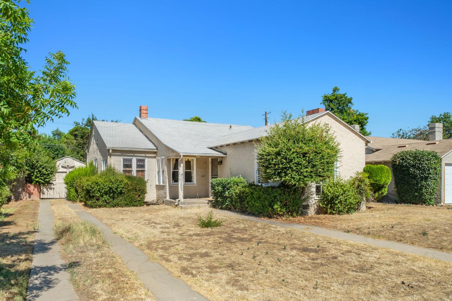 1845 N Arthur Ave, Fresno, CA 93705