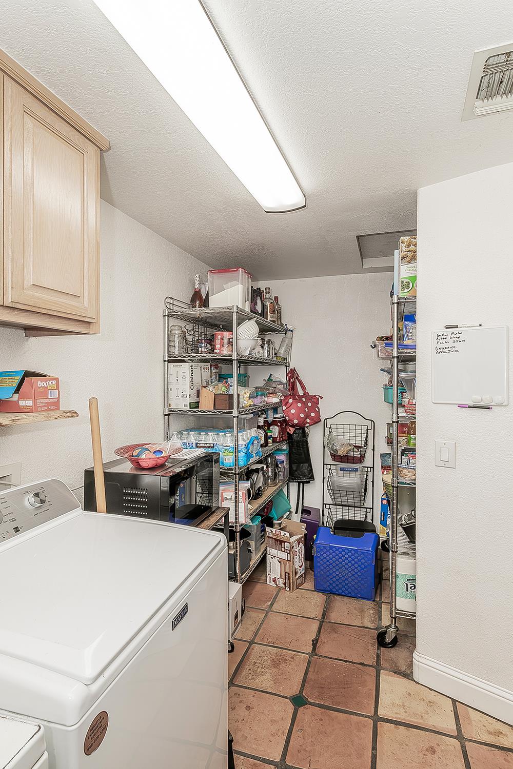 14176 Oak View Dr, Prather, CA 93651