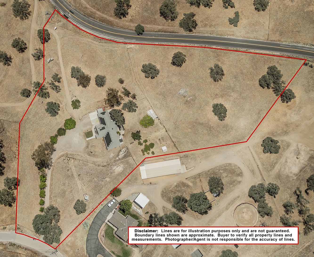 14176 Oak View Dr, Prather, CA 93651