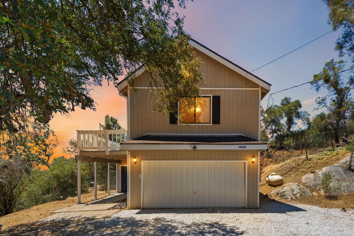 30880 Yosemite Springs Pkwy, Coarsegold, CA 93614