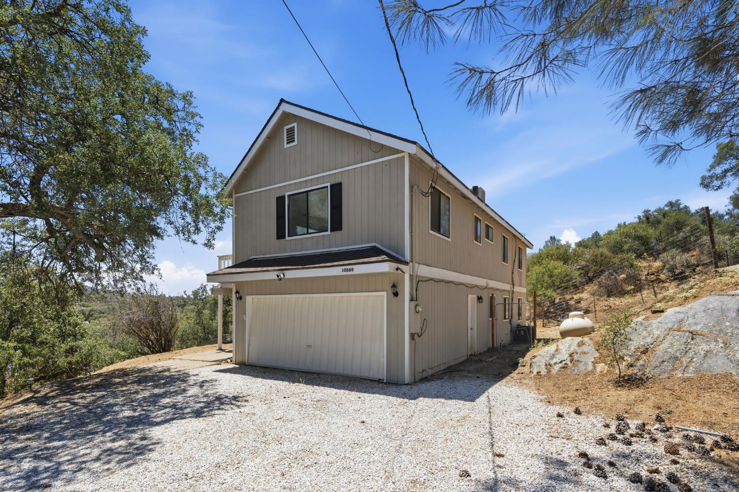 30880 Yosemite Springs Pkwy, Coarsegold, CA 93614