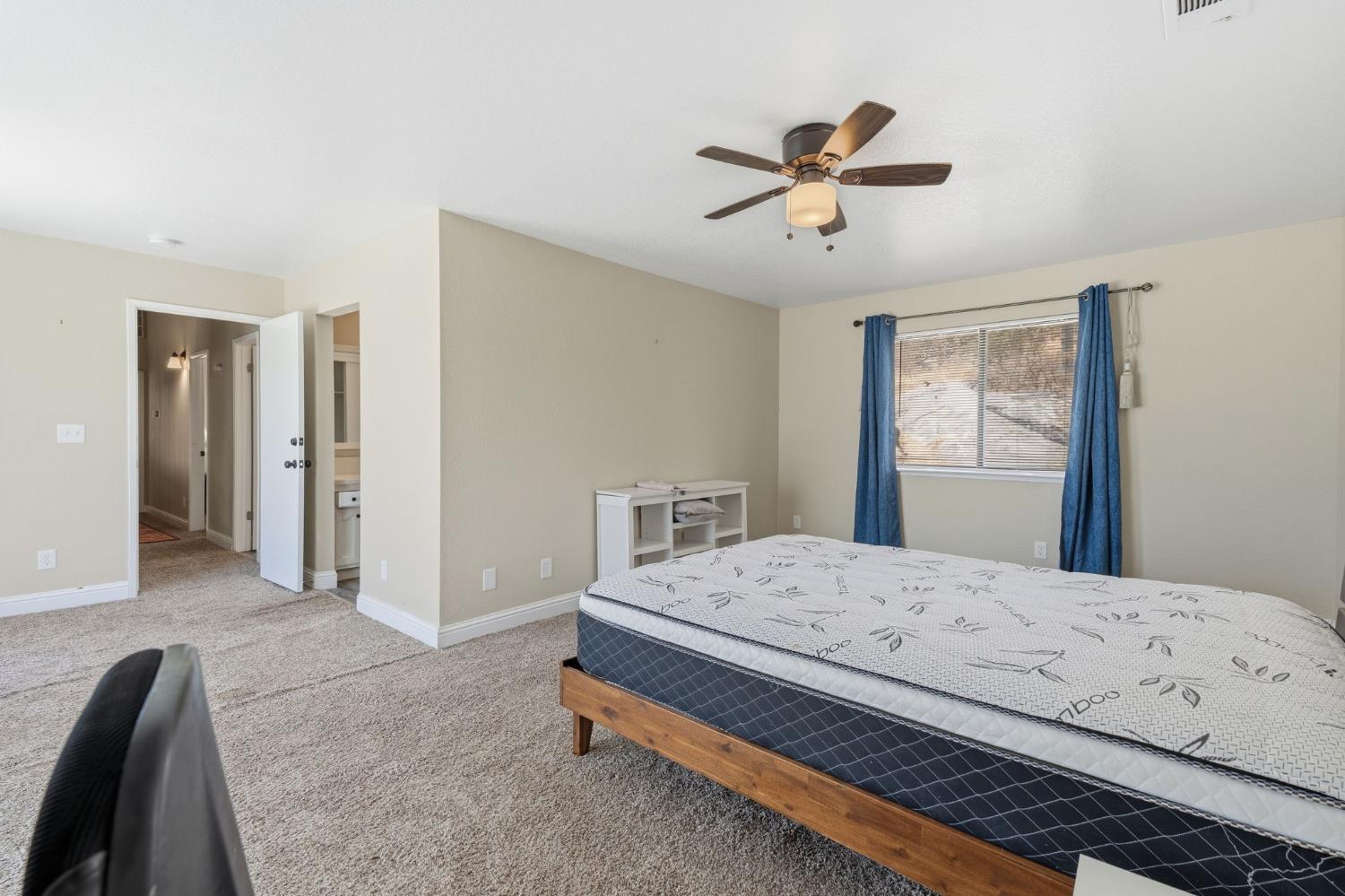 30880 Yosemite Springs Pkwy, Coarsegold, CA 93614