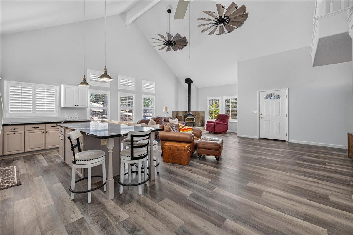 31489 Gold Nugget Ln, Auberry, CA 93602