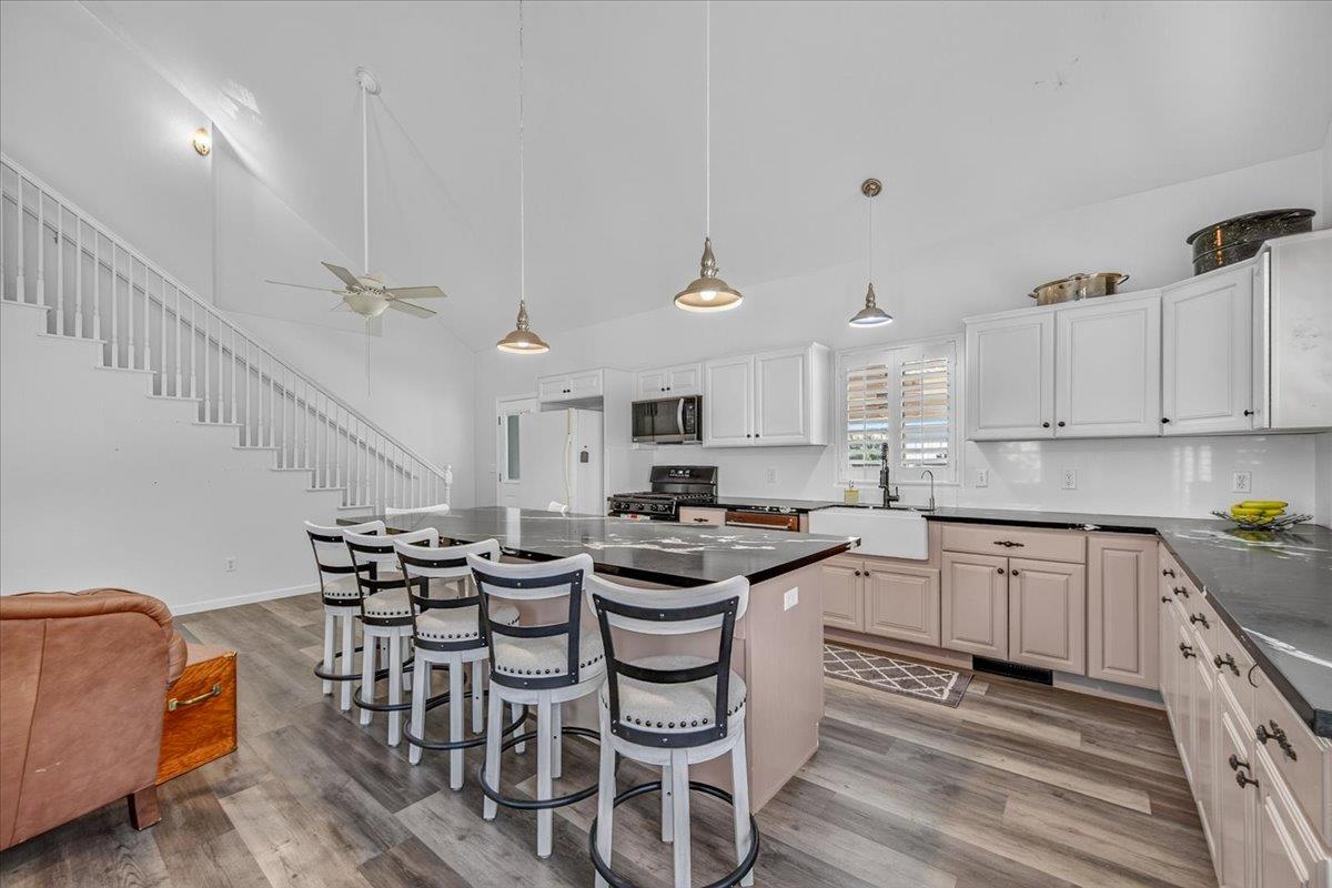 31489 Gold Nugget Ln, Auberry, CA 93602