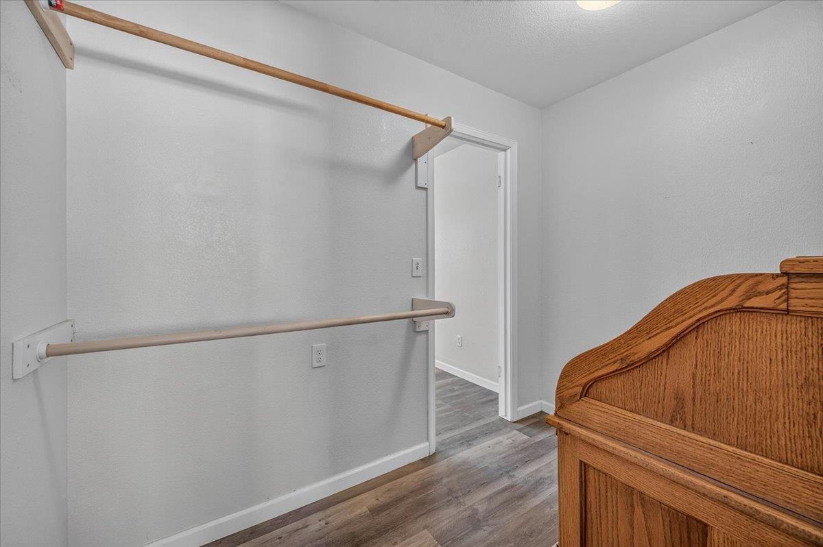 31489 Gold Nugget Ln, Auberry, CA 93602