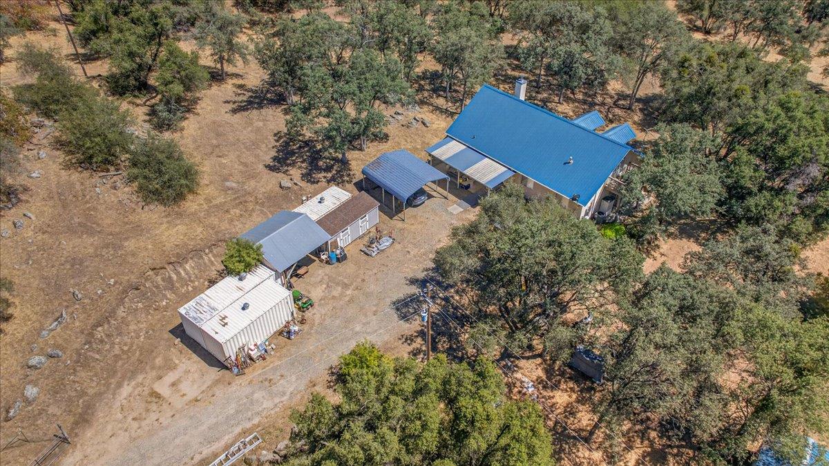 31489 Gold Nugget Ln, Auberry, CA 93602