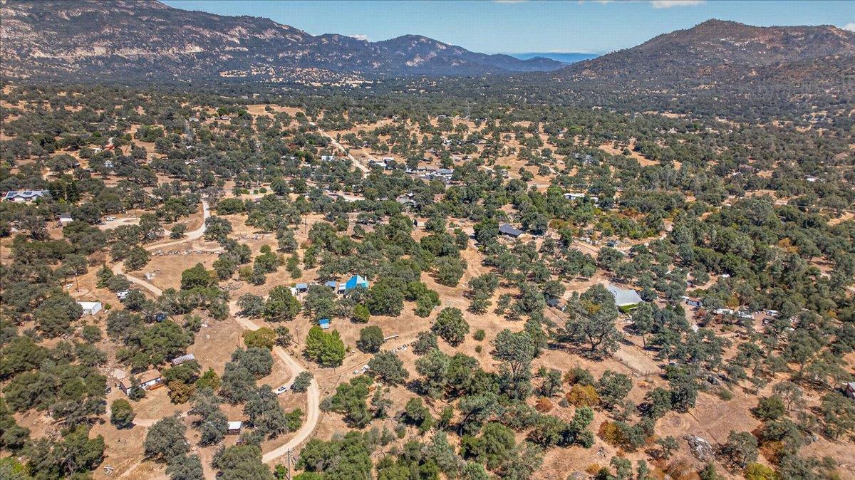 31489 Gold Nugget Ln, Auberry, CA 93602