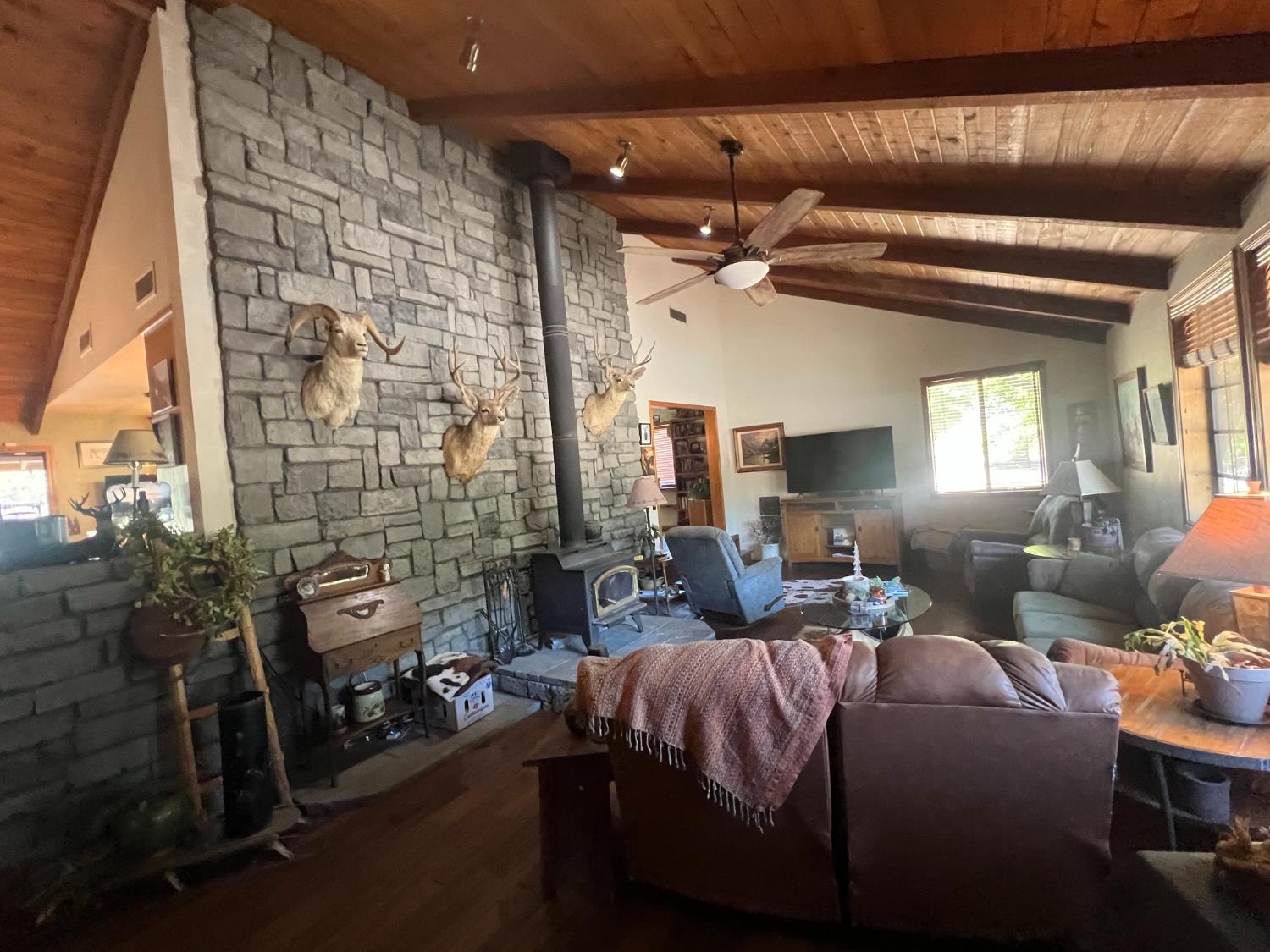 36870 Mudge Ranch Rd, Coarsegold, CA 93614