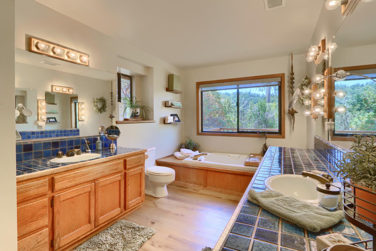 36870 Mudge Ranch Rd, Coarsegold, CA 93614