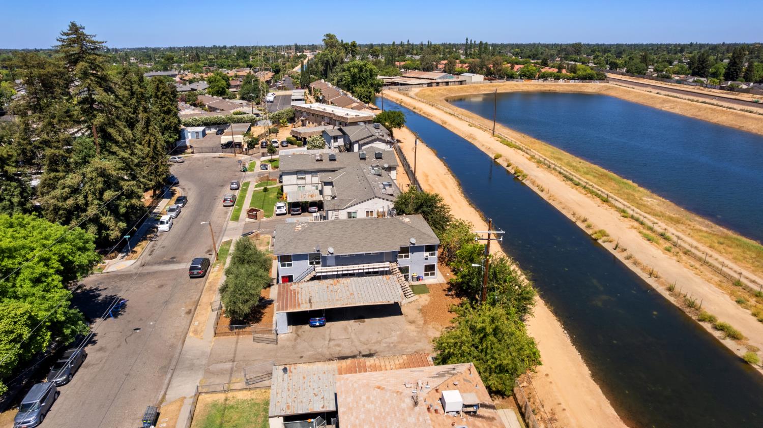 5 E Saginaw Way, Fresno, CA 93704