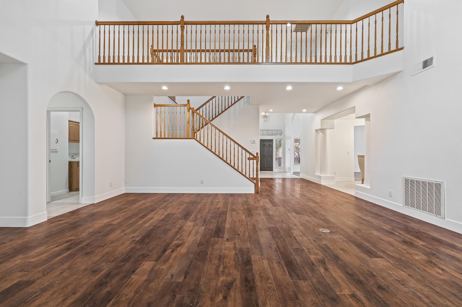 42 Chennault, Clovis, CA 93611