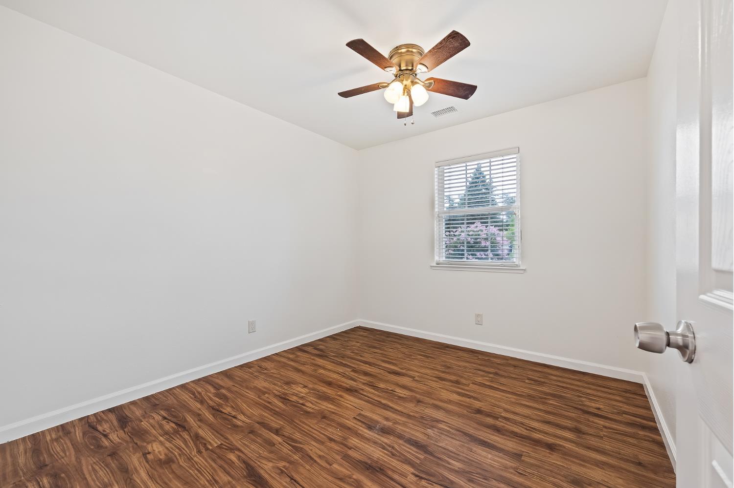 42 Chennault, Clovis, CA 93611