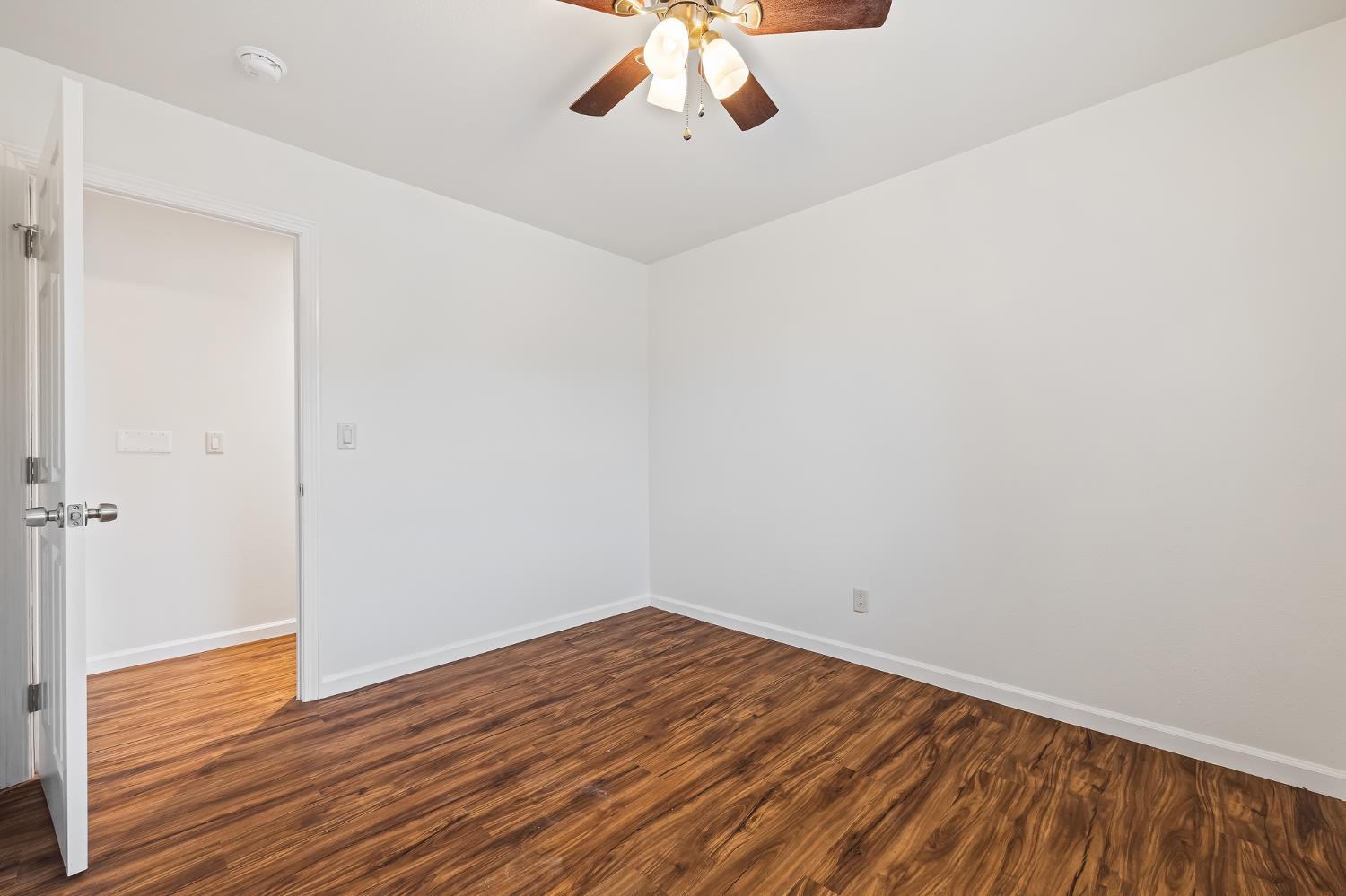 42 Chennault, Clovis, CA 93611
