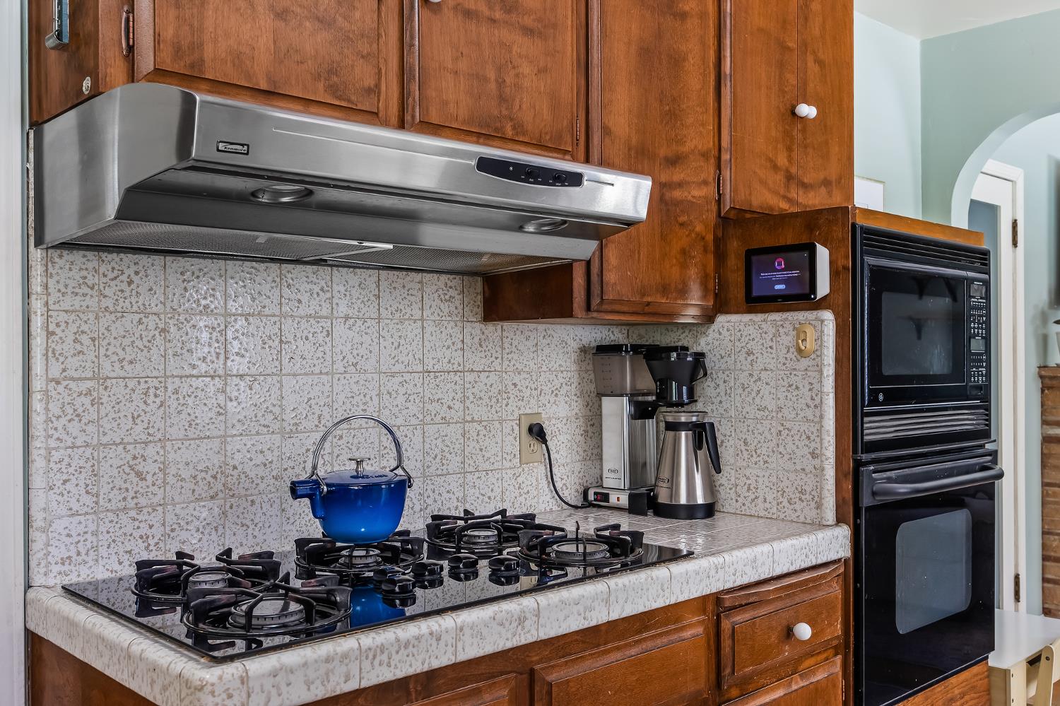 5789 E Park Circle Drive., Fresno, CA 93727