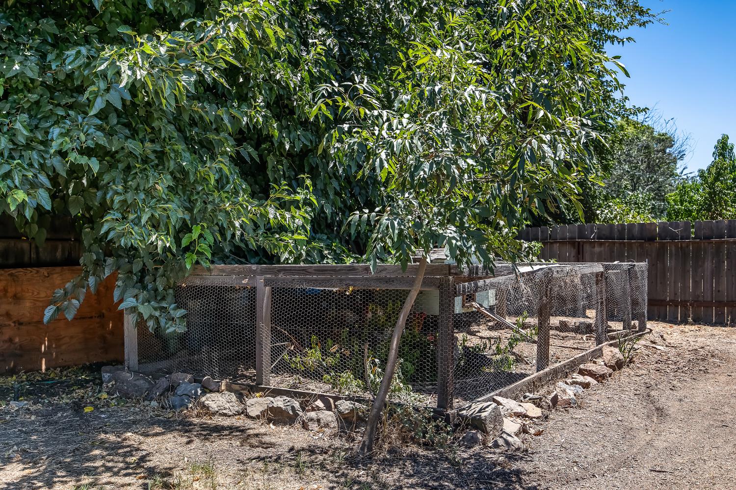5789 E Park Circle Drive., Fresno, CA 93727