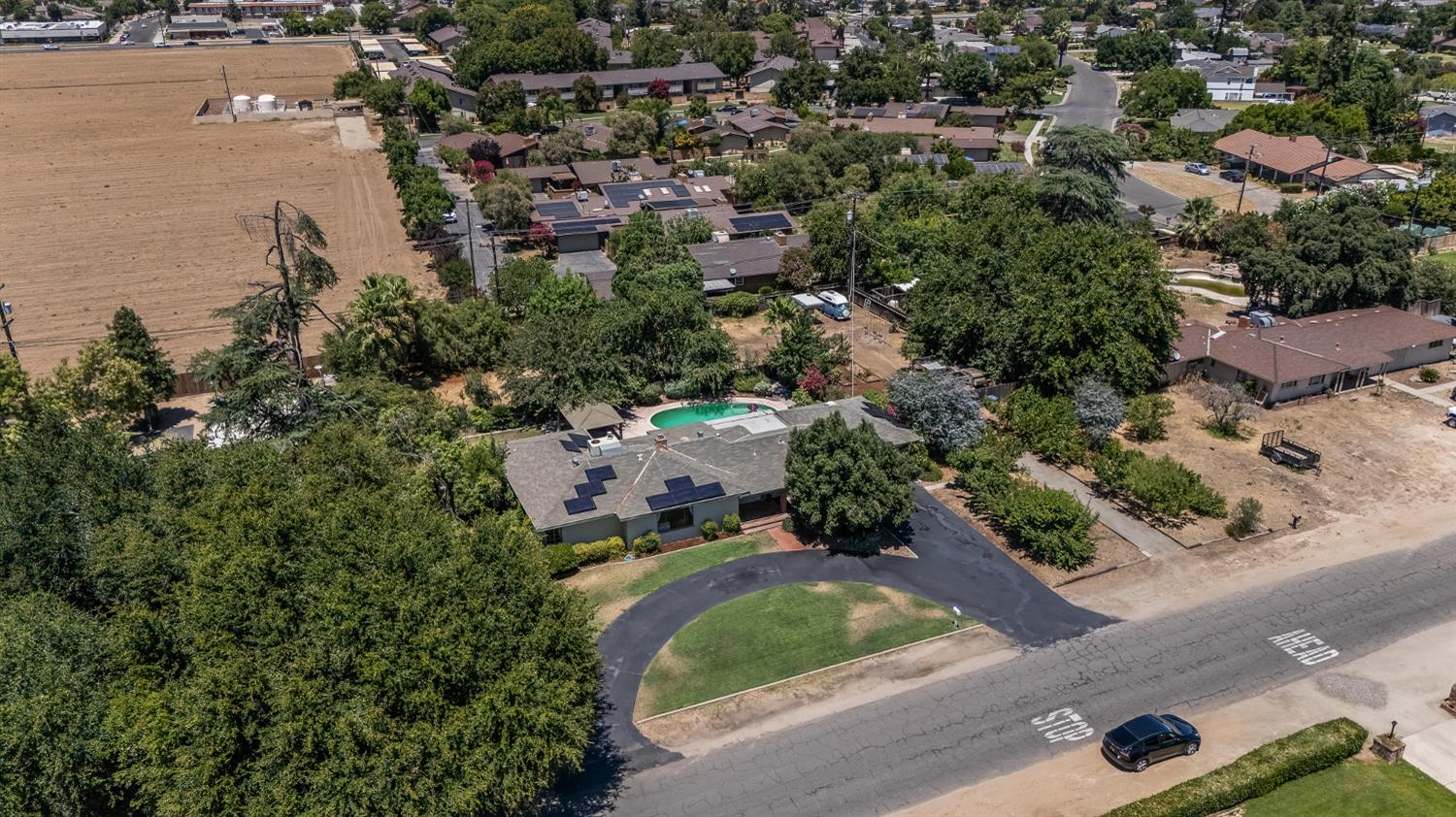 5789 E Park Circle Drive., Fresno, CA 93727