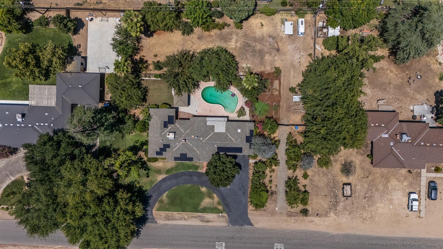 5789 E Park Circle Drive., Fresno, CA 93727