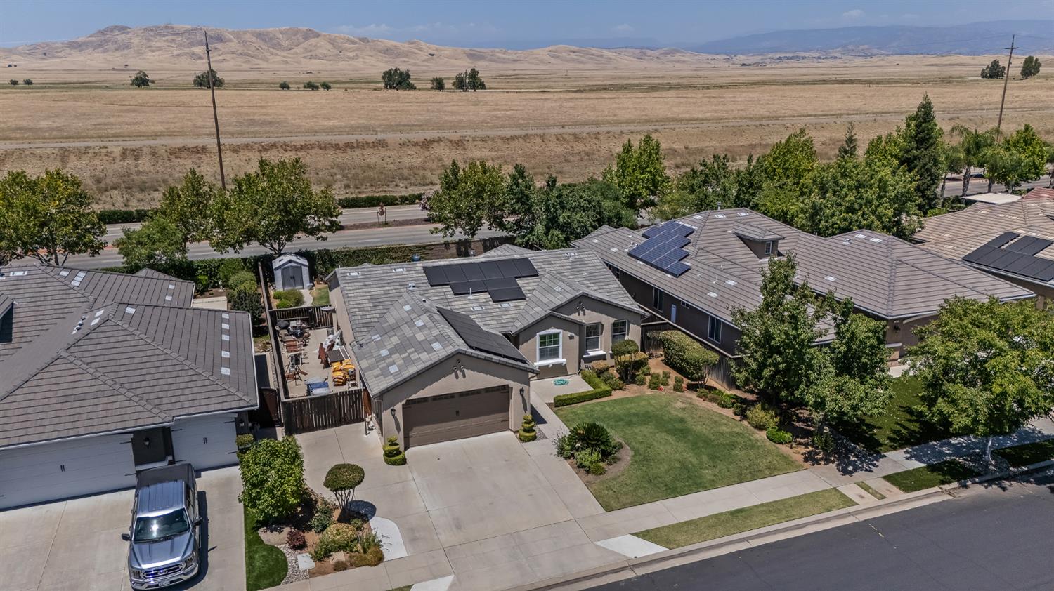 3863 Serena Ave, Clovis, CA 93619