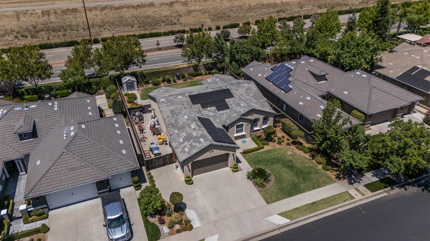 3863 Serena Ave, Clovis, CA 93619