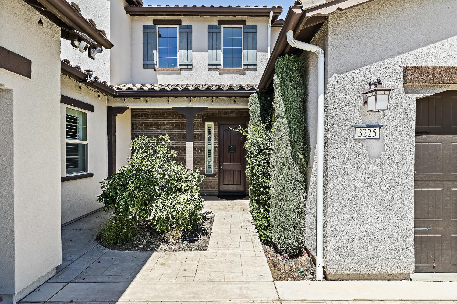 3225 Lexington, Clovis, CA 93619