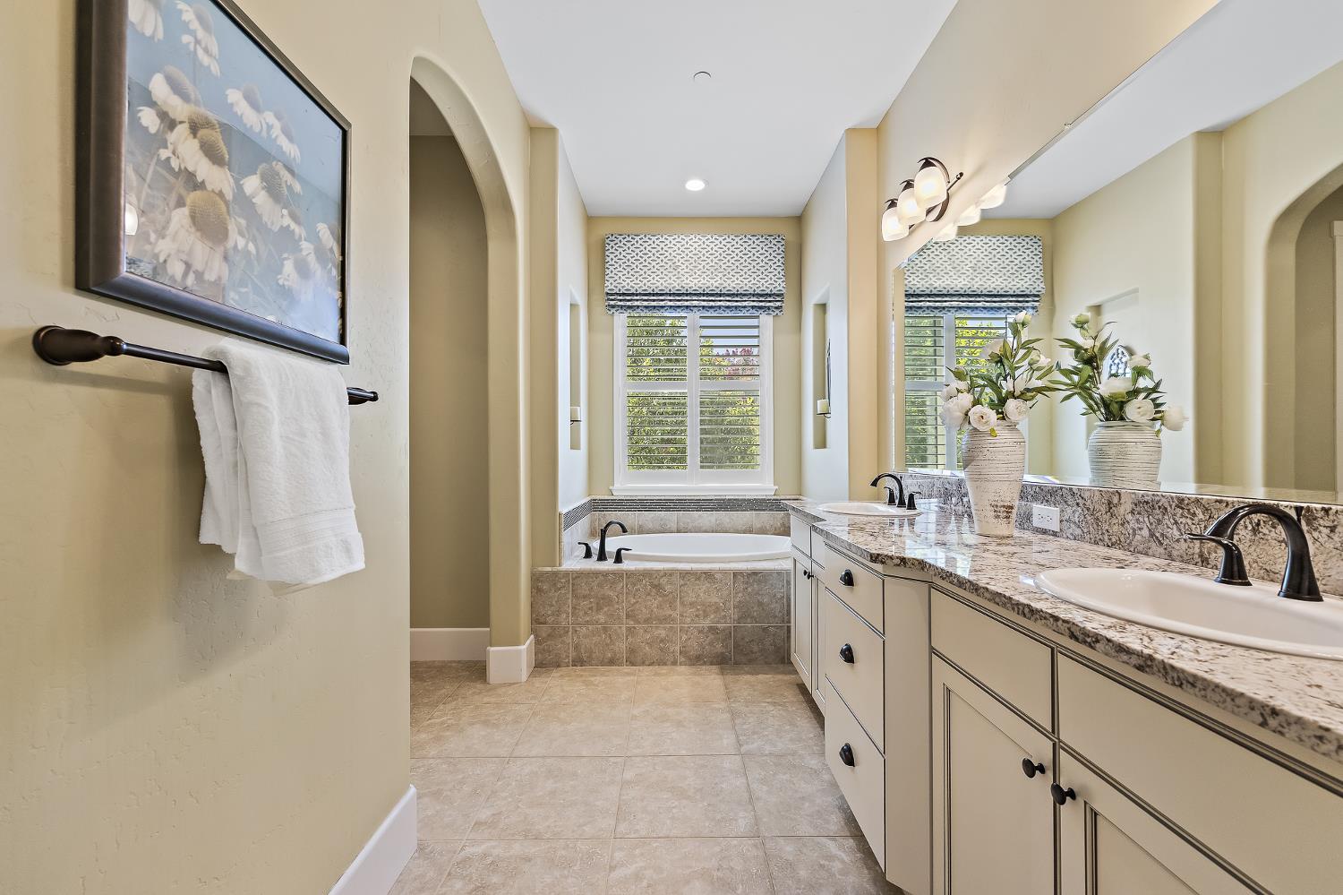 3225 Lexington, Clovis, CA 93619