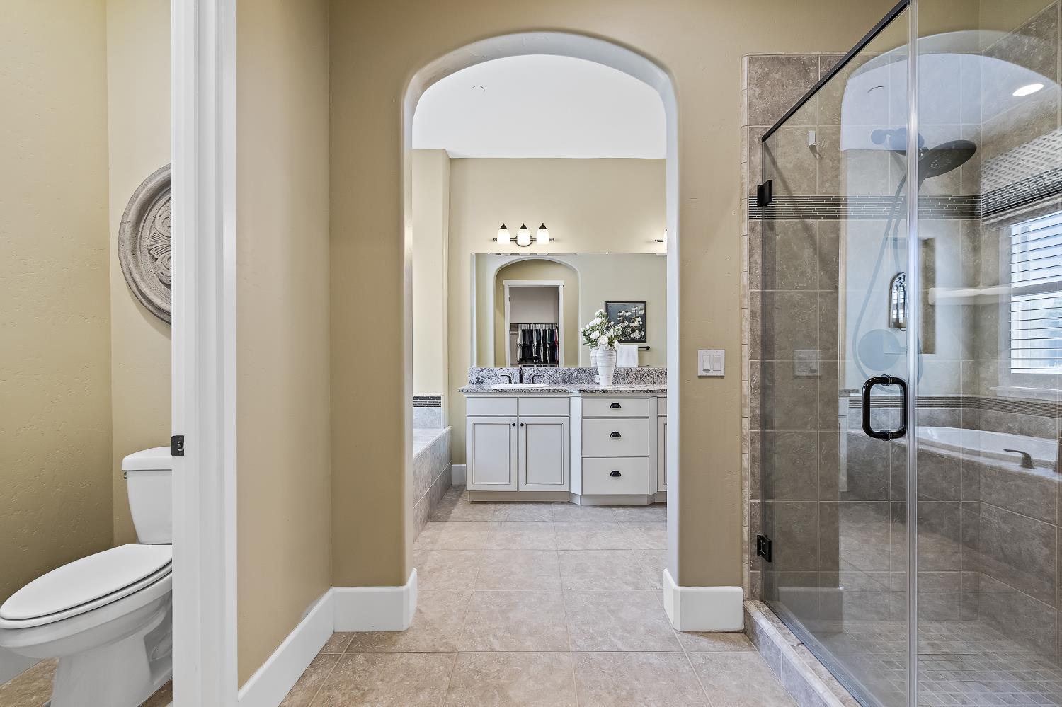 3225 Lexington, Clovis, CA 93619