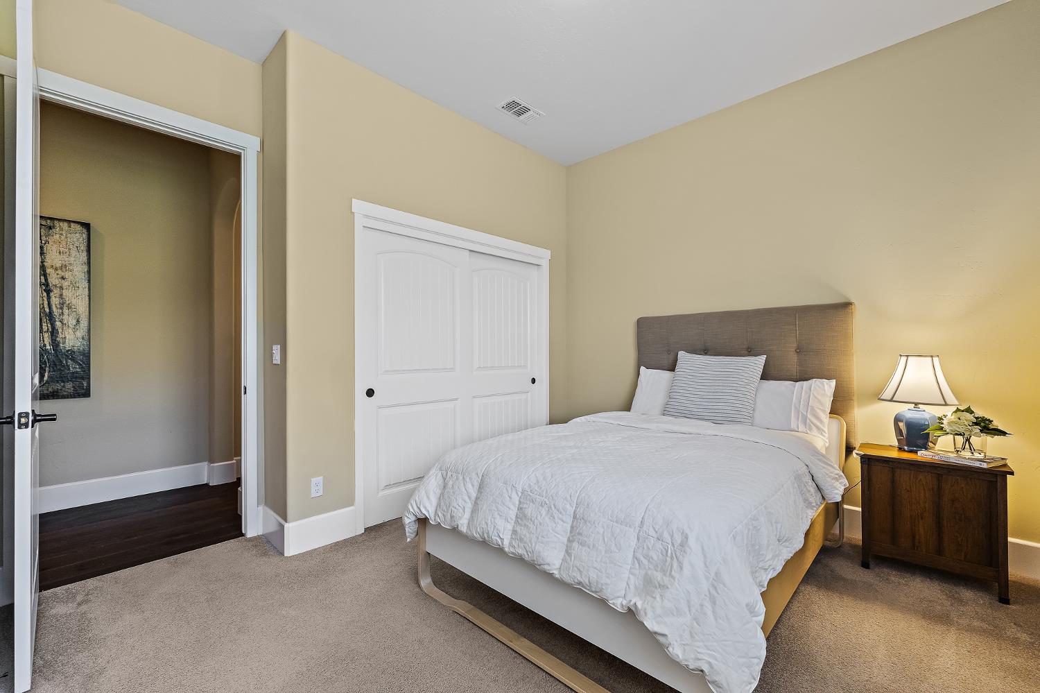 3225 Lexington, Clovis, CA 93619