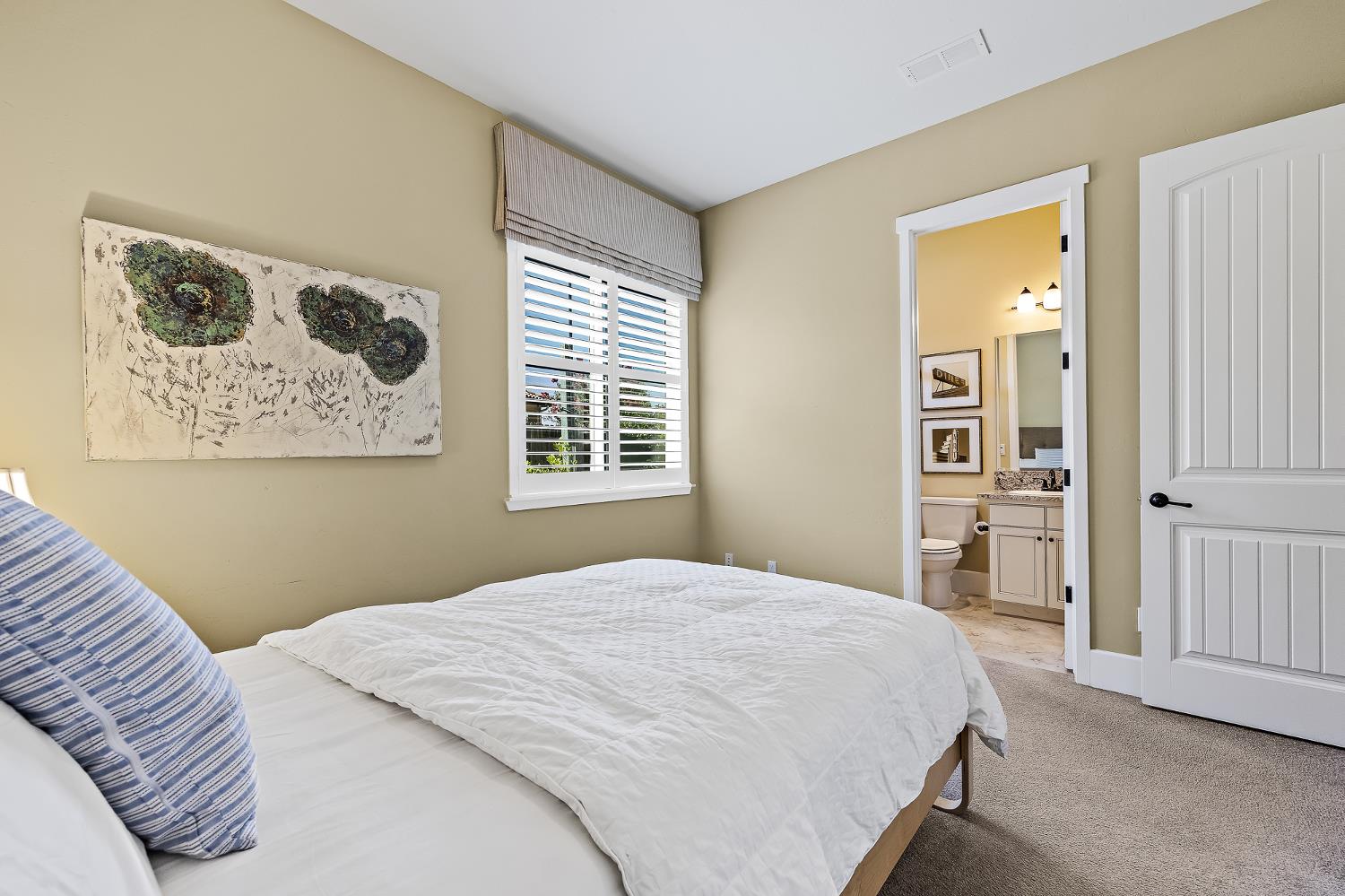 3225 Lexington, Clovis, CA 93619
