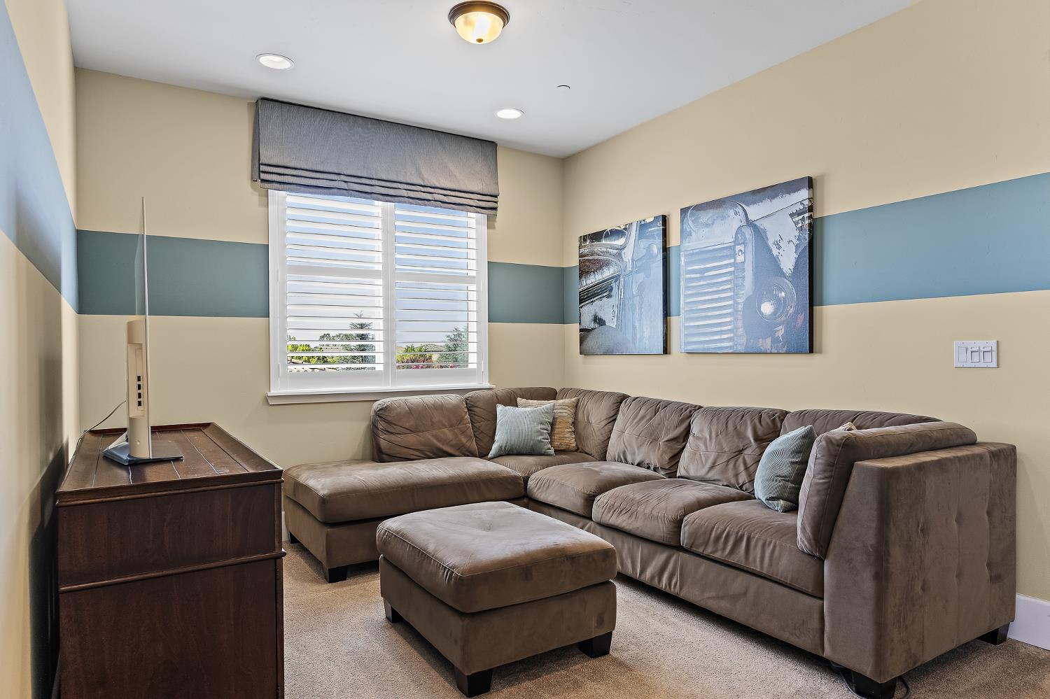 3225 Lexington, Clovis, CA 93619