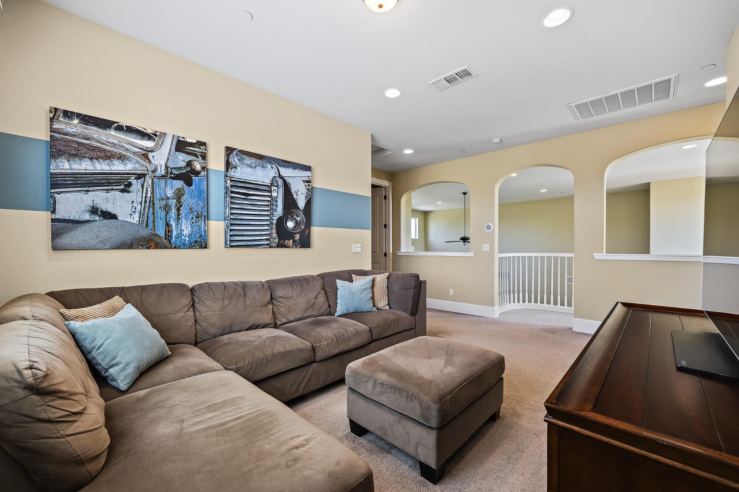 3225 Lexington, Clovis, CA 93619