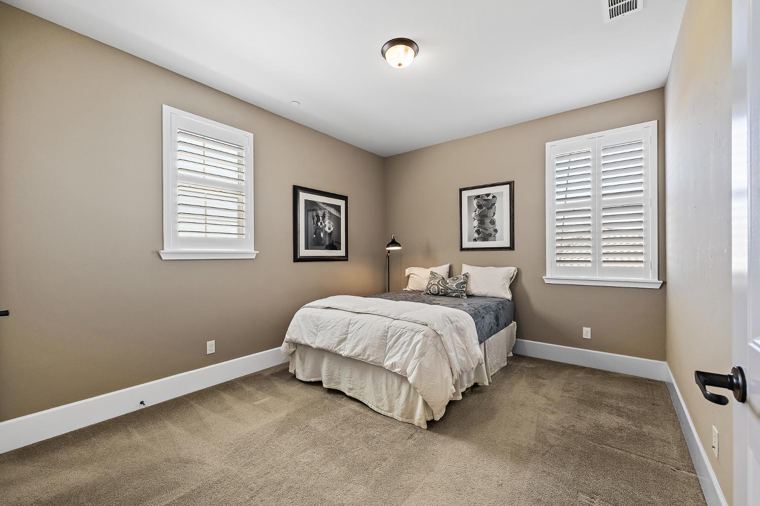 3225 Lexington, Clovis, CA 93619