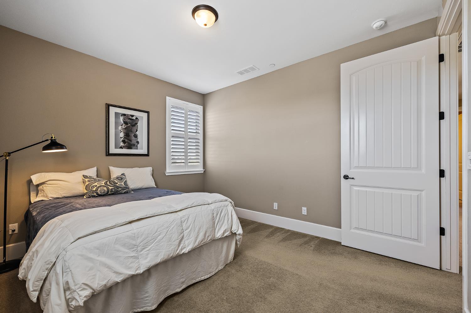 3225 Lexington, Clovis, CA 93619