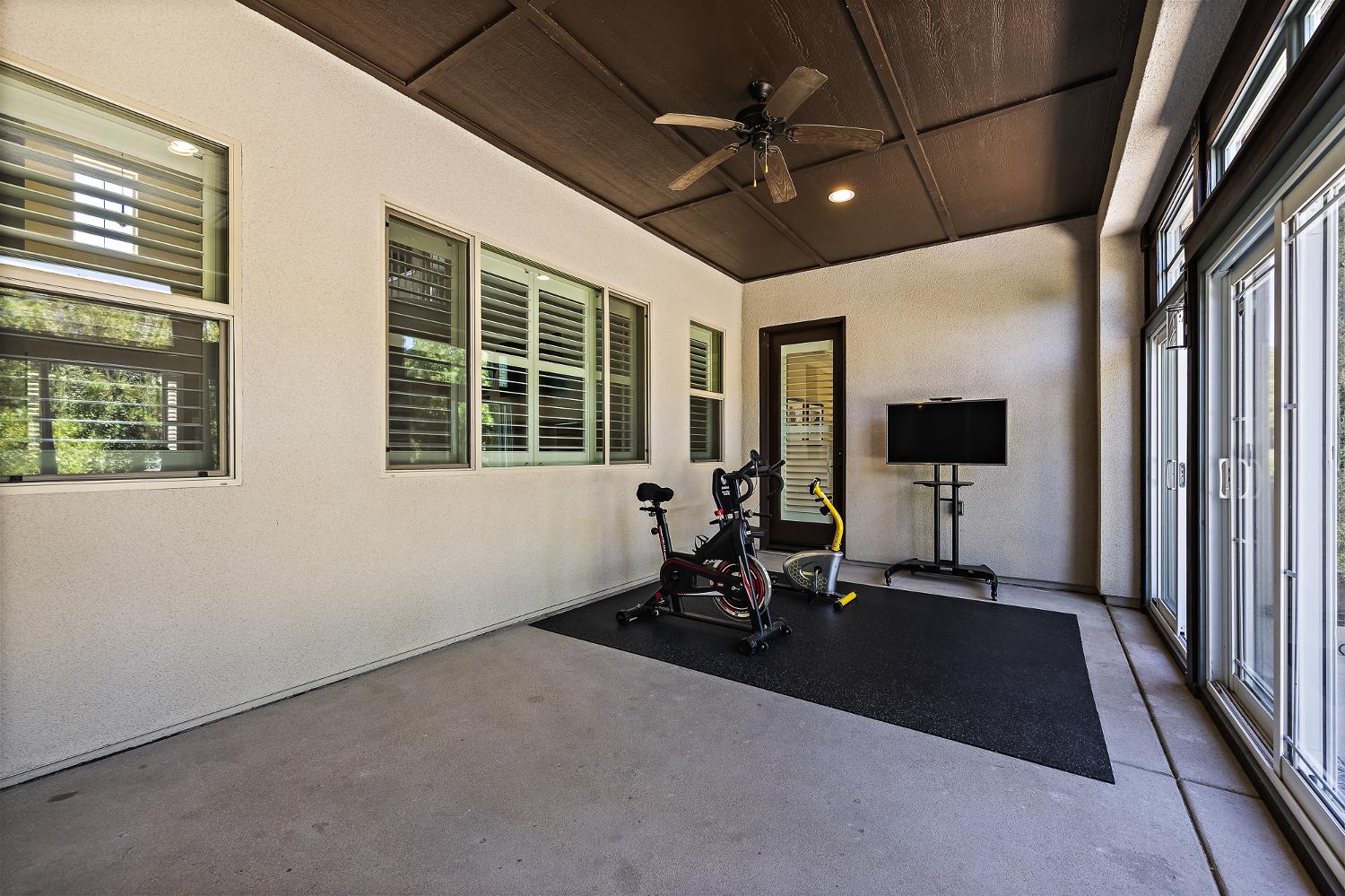 3225 Lexington, Clovis, CA 93619