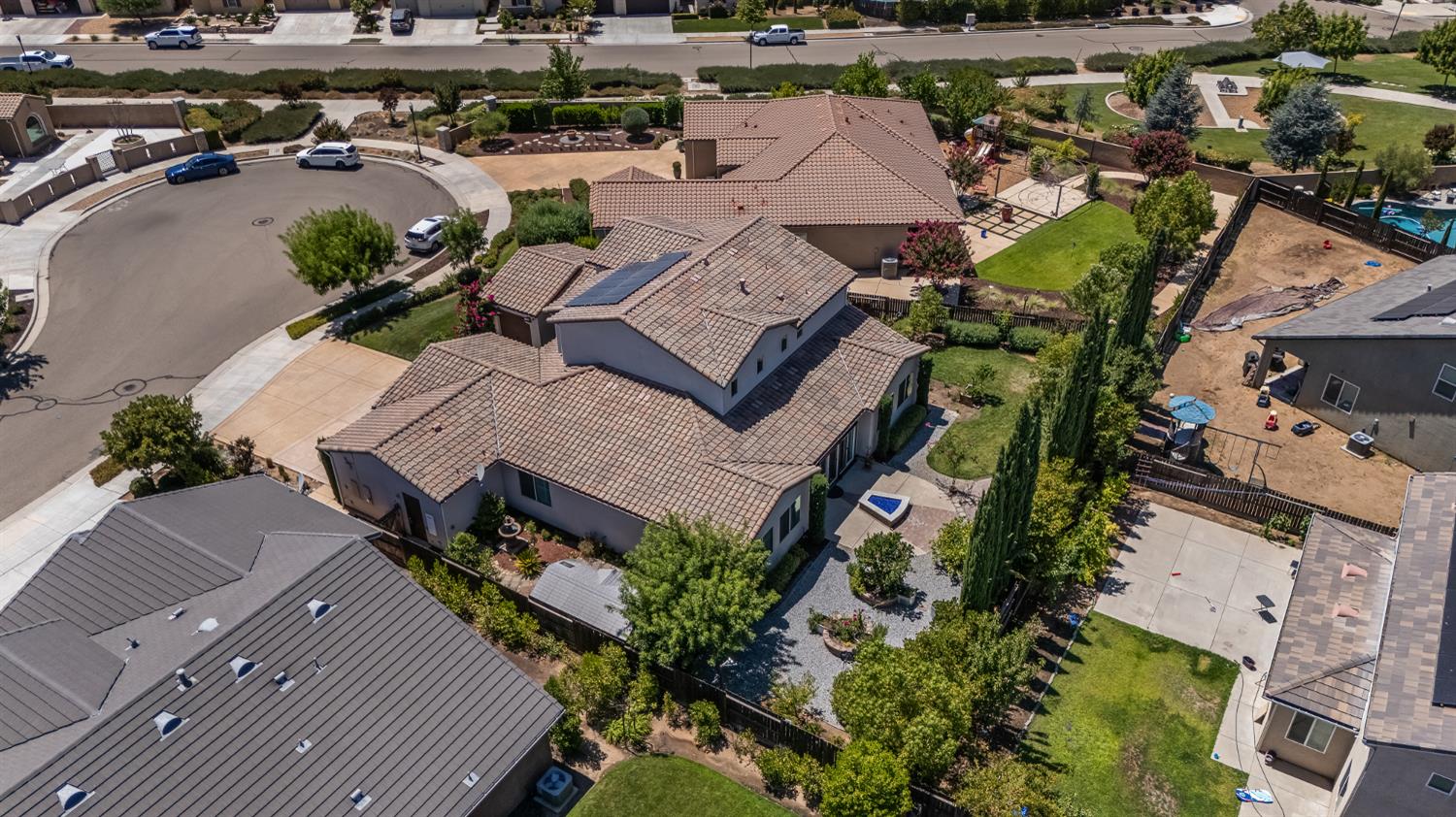 3225 Lexington, Clovis, CA 93619