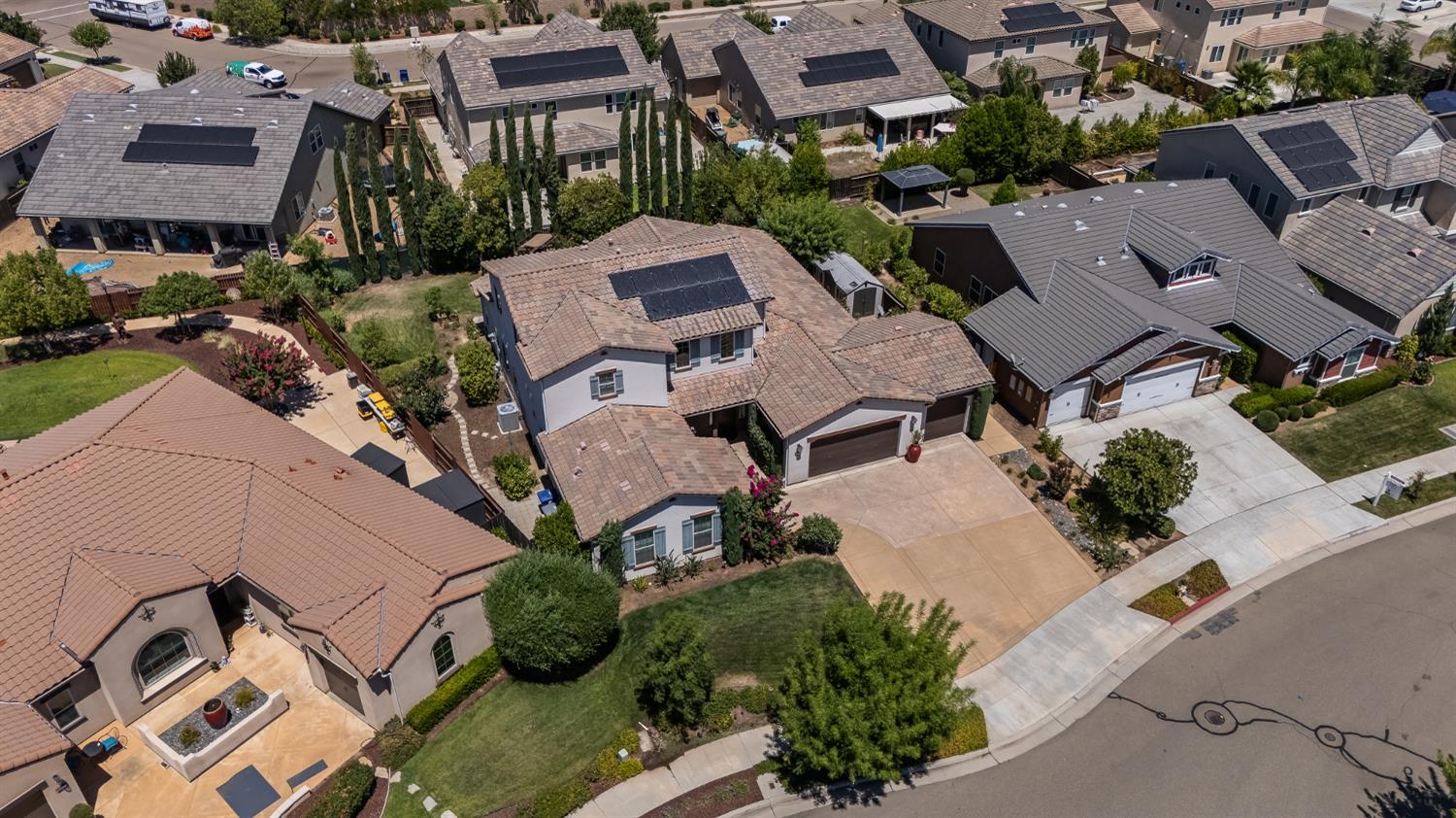 3225 Lexington, Clovis, CA 93619