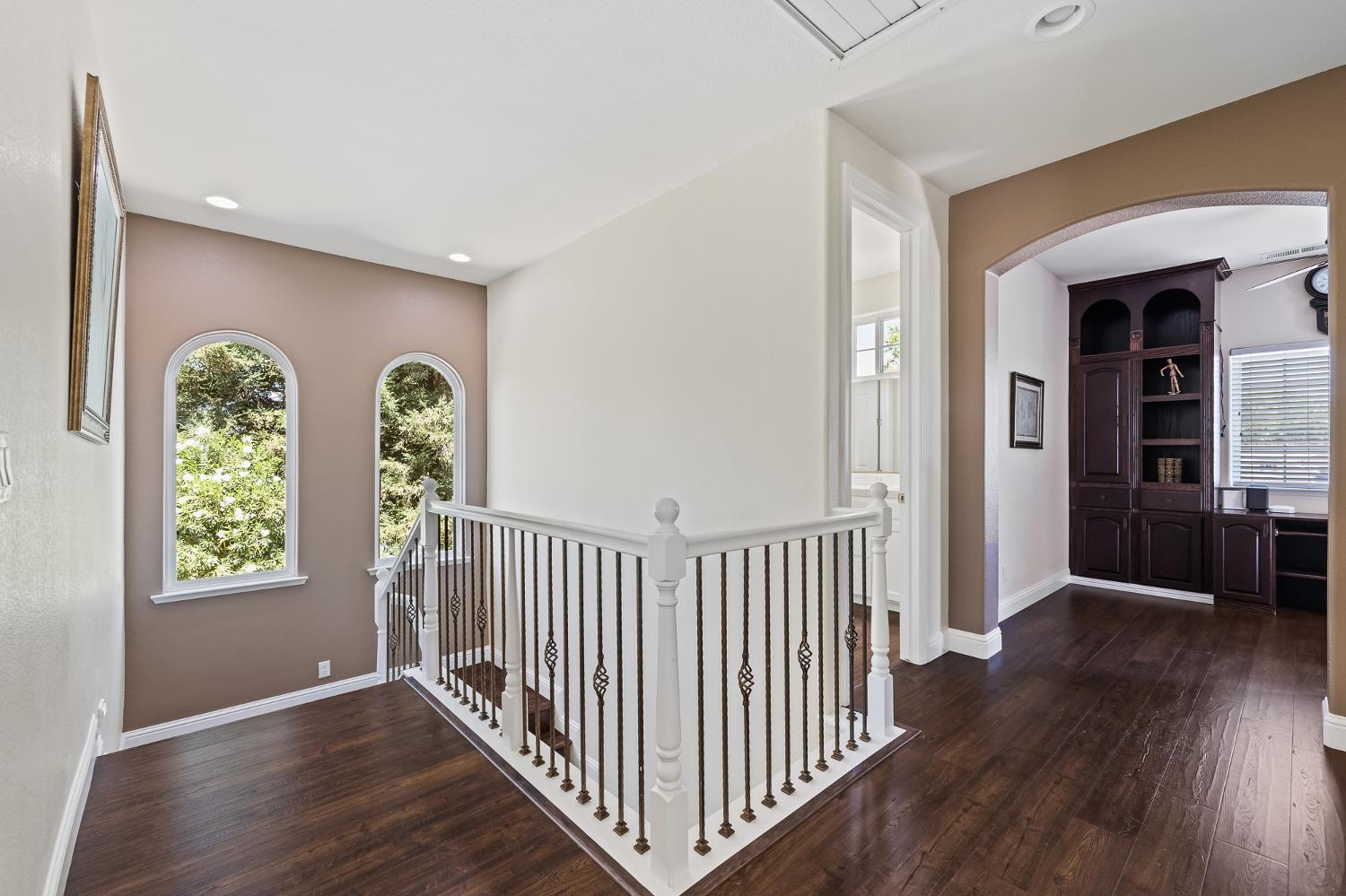 1876 N Jasmine, Clovis, CA 93619