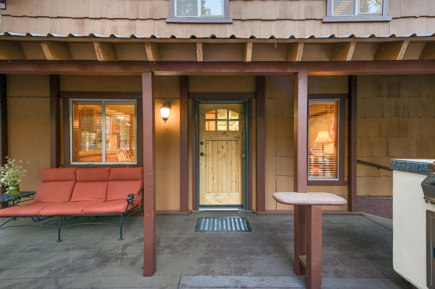 41800 Dogwood Rd, Shaver Lake, CA 93664