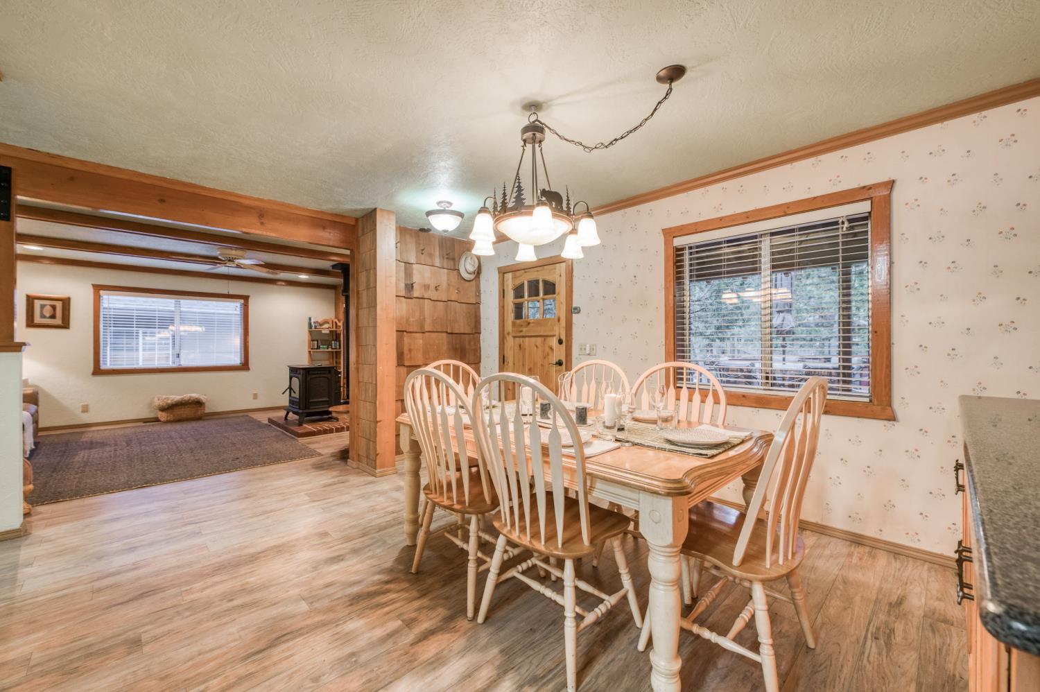 41800 Dogwood Rd, Shaver Lake, CA 93664