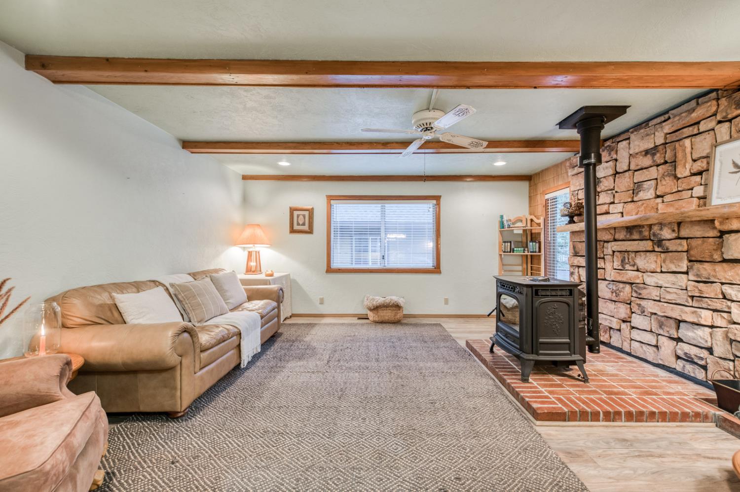 41800 Dogwood Rd, Shaver Lake, CA 93664