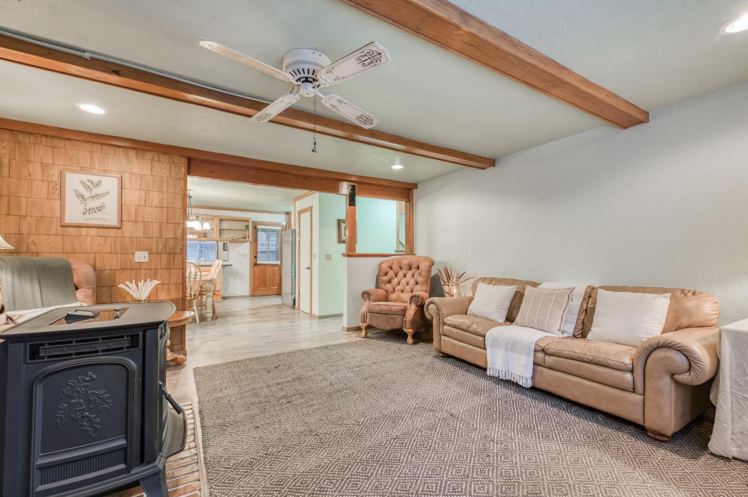 41800 Dogwood Rd, Shaver Lake, CA 93664