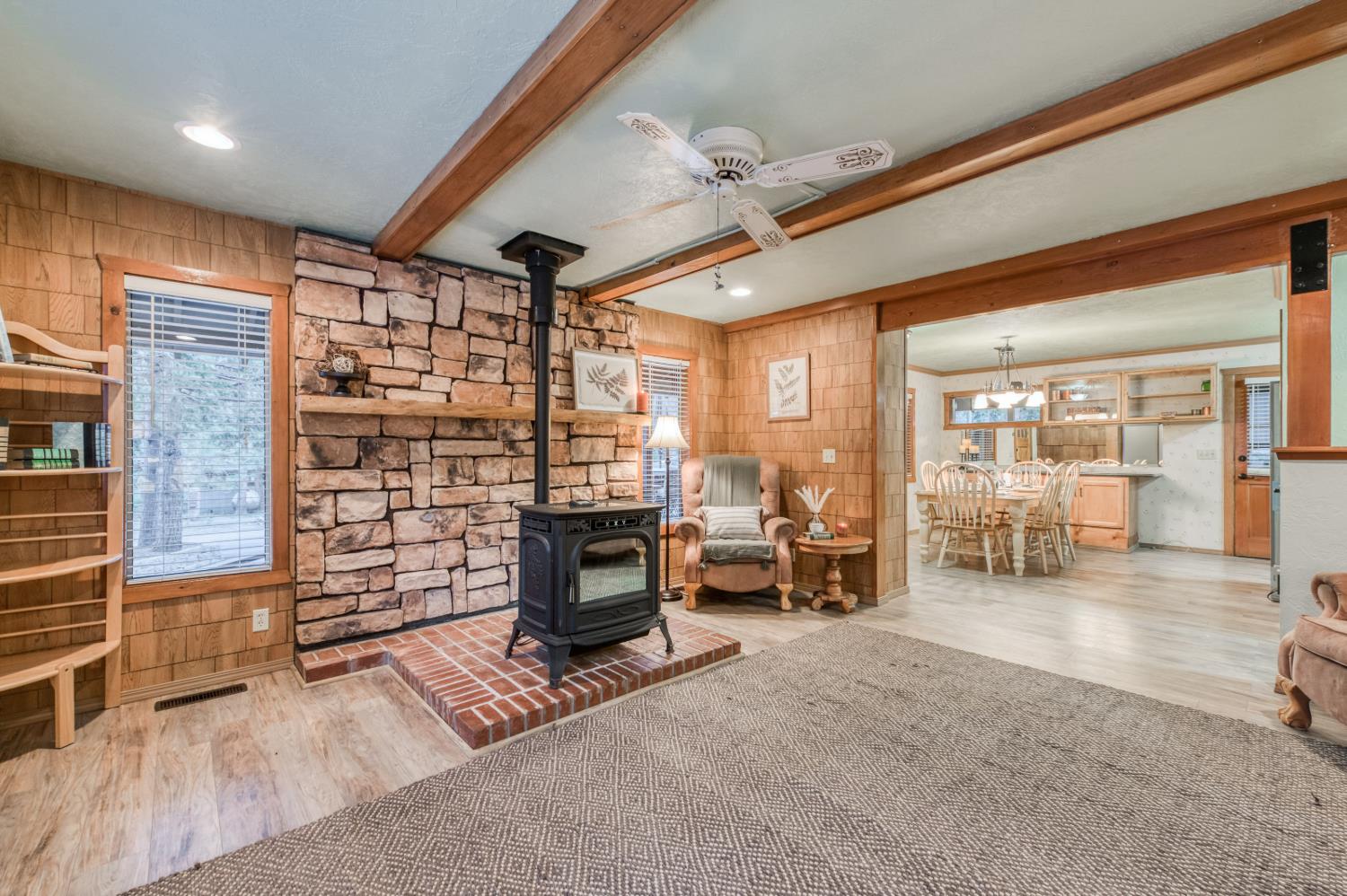 41800 Dogwood Rd, Shaver Lake, CA 93664