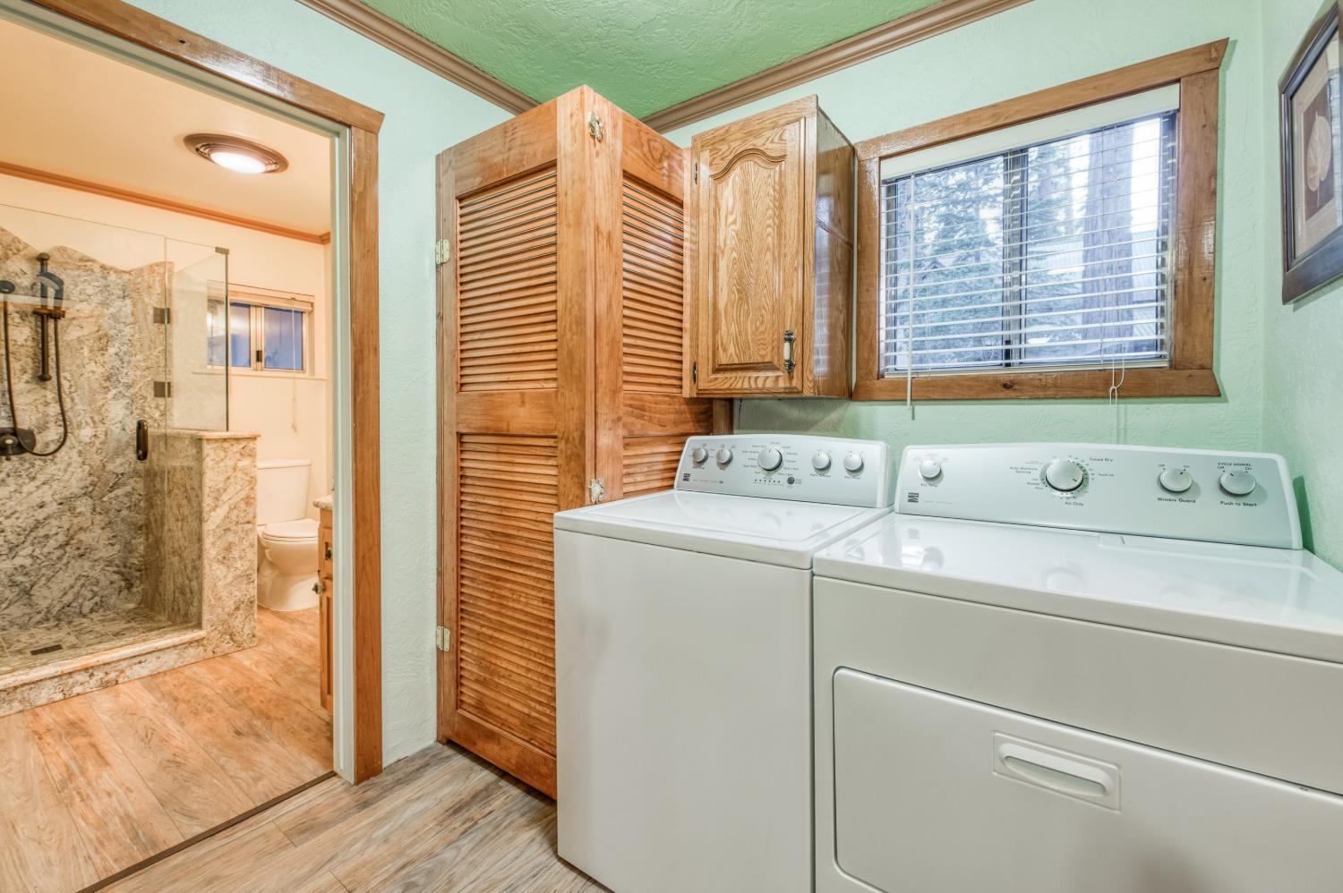 41800 Dogwood Rd, Shaver Lake, CA 93664