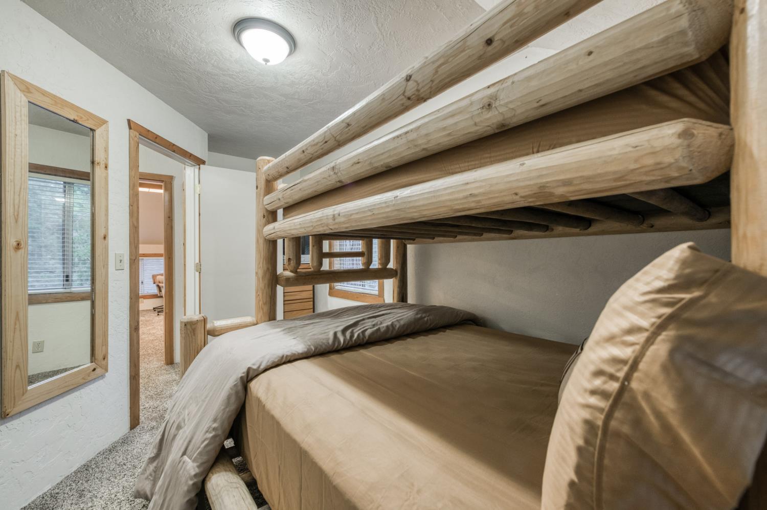 41800 Dogwood Rd, Shaver Lake, CA 93664